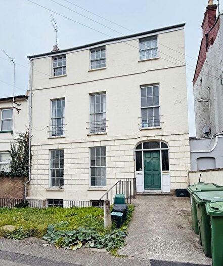 1 Bedroom Flat To Rent In Grosvenor Street, Ground Floor Flat, GL52