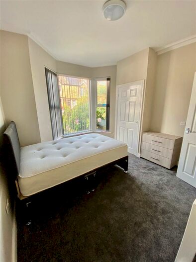 5 Bedroom Private Hall To Rent In Balmoral Rd, Lancaster, LA1