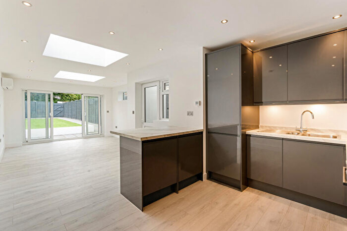 3 Bedroom Semi Detached House To Rent In Anyards Road, Cobham, Surrey, KT11