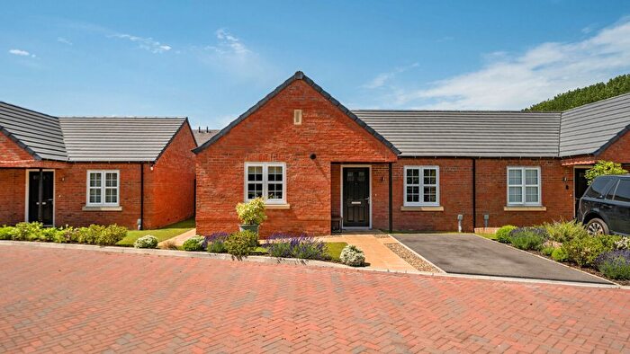 2 Bedroom Bungalow For Sale In Stokesley, Middlesbrough, TS9
