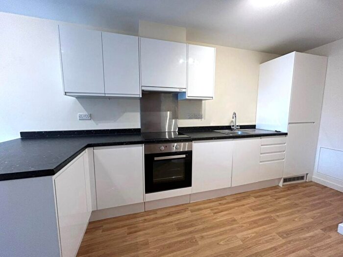 1 Bedroom Flat To Rent In St Georges House, B1
