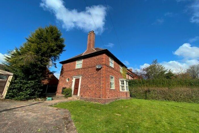3 Bedroom Semi-Detached House To Rent In Upper St. John Street, Lichfield, WS14