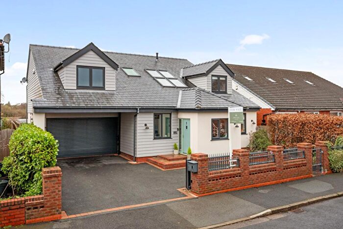 4 Bedroom Detached House For Sale In Ripon Avenue, Heaton, BL1