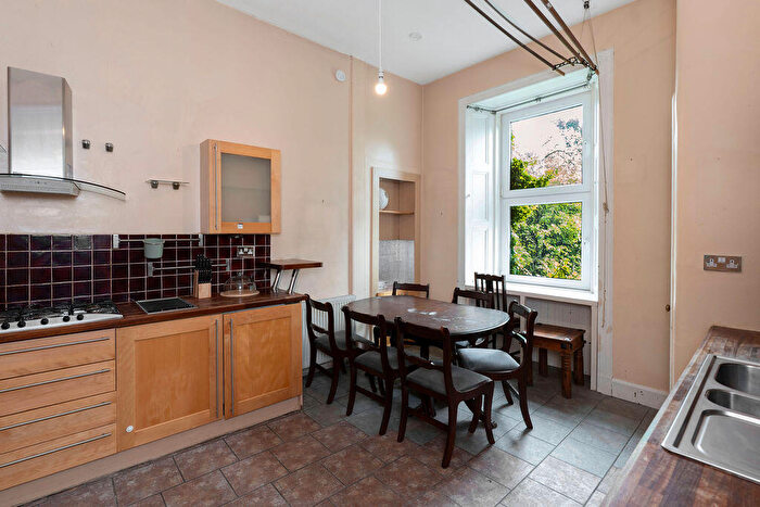 5 Bedroom Duplex To Rent In L – McDonald Road, Edinburgh, EH7