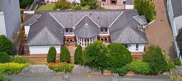 5 Bedroom Detached House For Sale In Mutley Road, Mannamead, PL3