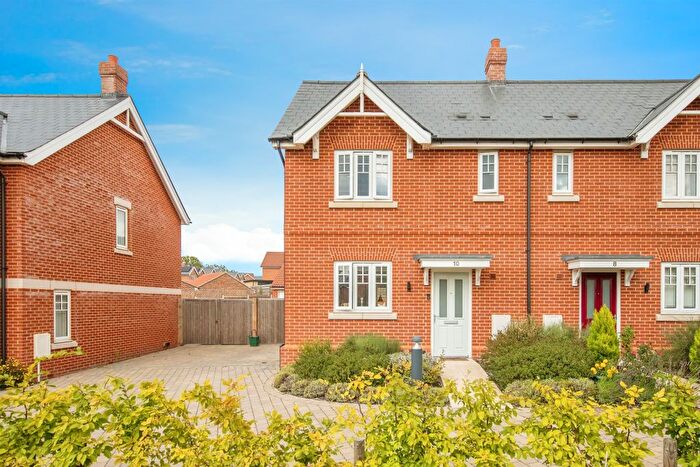 3 Bedroom Semi Detached House For Sale In Bonita Walk, Colchester, CO4