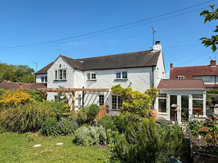 5 Bedroom Property For Sale In Easter Cottage, Halford Road, Ettington, CV37