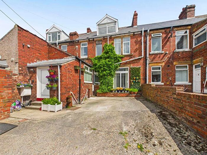 6 Bedroom Terraced House For Sale In New Durham Road, Annfield Plain, Stanley, Durham, DH9