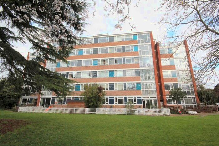 1 Bedroom Flat To Rent In Burton Lodge, Portinscale Road, Putney SW15