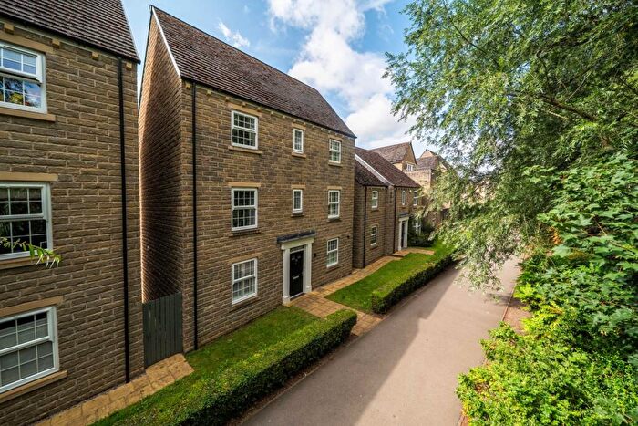 4 Bedroom Detached House For Sale In Riverside Walk, Otley, LS21
