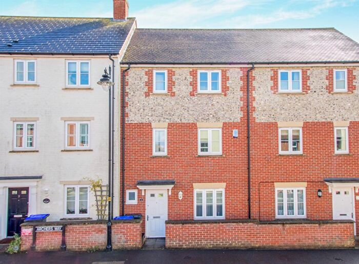 4 Bedroom Town House For Sale In Archers Way, Amesbury, Salisbury, SP4