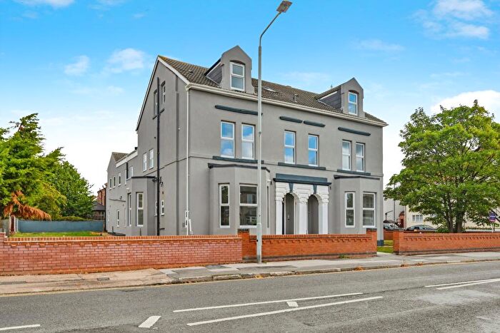 2 Bedroom Flat For Sale In Meadow Road, Beeston, NG9