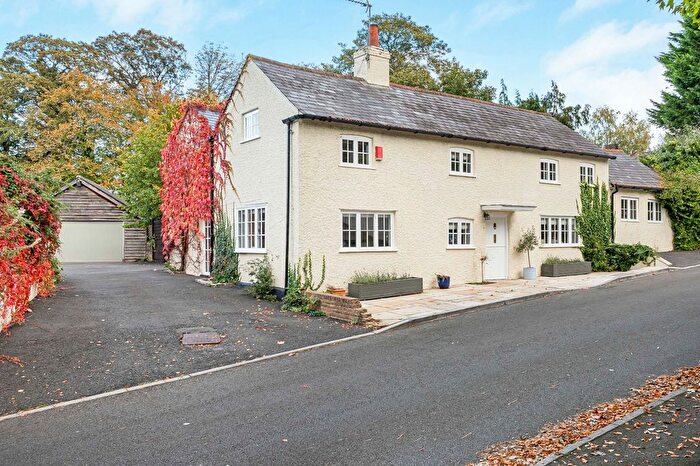 5 Bedroom Detached House For Sale In Windmill Hill, Alton, Hampshire, GU34