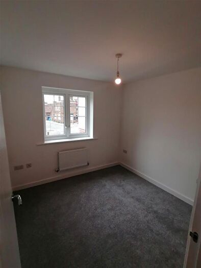 2 Bedroom Flat To Rent In Townsend Lane, Anfield, Liverpool, L6