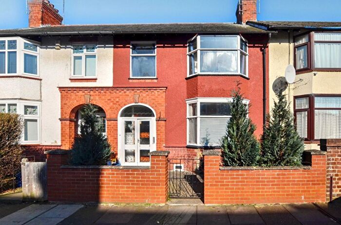 3 Bedroom Terraced House To Rent In King Edward Road, Abington, Northampton, NN1
