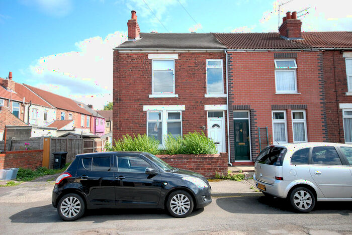3 Bedroom End Of Terrace House To Rent In Victor Street, Carcroft, DN6