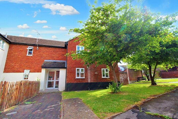 1 Bedroom Flat To Rent In Belgrave Road, Billericay, CM12