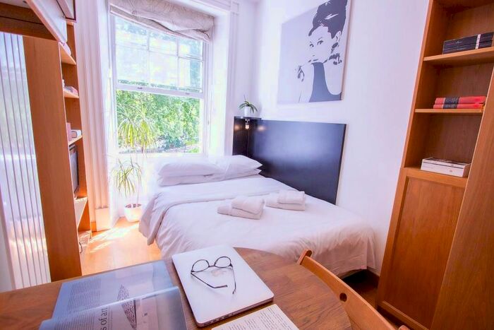 Studio To Rent In Cartwright Gardens, London, WC1H