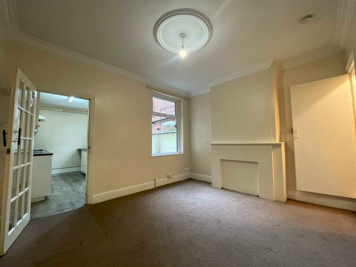 2 Bedroom Terraced House To Rent In Barclay Street, Leicester, LE3