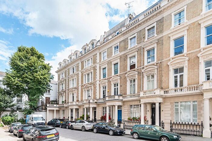 1 Bedroom Flat To Rent In Clanricarde Gardens, Notting Hill, London, W2