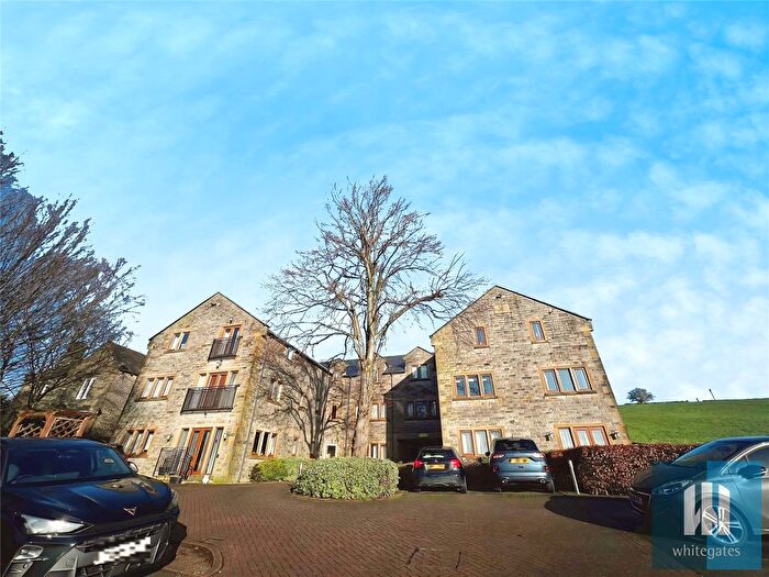 2 Bedroom Flat For Sale In Lime Tree Court, Grimescar Road, Huddersfield, HD2