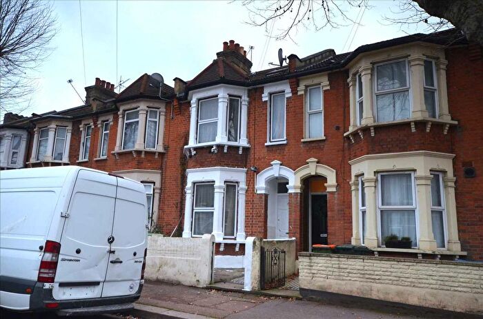 3 Bedroom Terraced House For Sale In Ashford Road, East Ham, E6