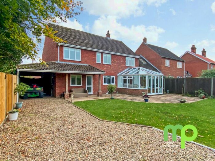 5 Bedroom Detached House For Sale In The Street, Ashwellthorpe, NR16