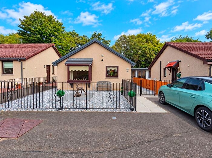 2 Bedroom Detached Bungalow For Sale In Gifford Court, Glenrothes, KY6