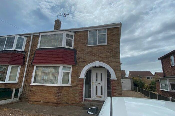 3 Bedroom Property To Rent In Edenthorpe, Doncaster, DN3