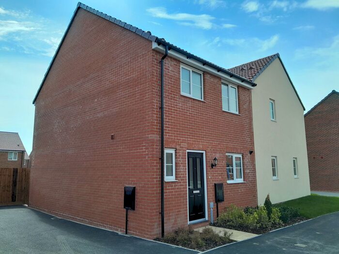 3 Bedroom Semi-Detached House To Rent In Henry Mews, Retford, DN22