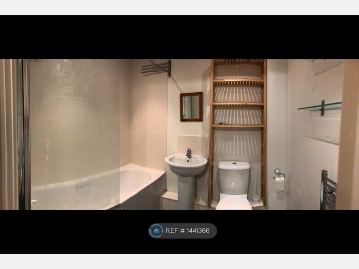 1 Bedroom Flat To Rent In Conrad Court, London, NW9