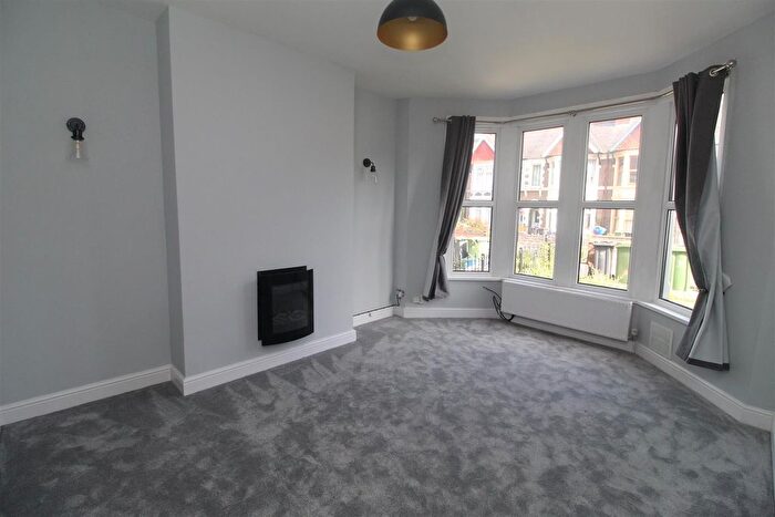 2 Bedroom Property To Rent In Whitchurch Road, Heath, Cardiff, CF14