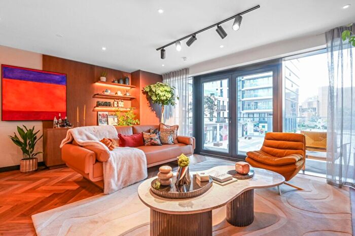3 Bedroom Flat For Sale In London Dock, Wapping, E1W