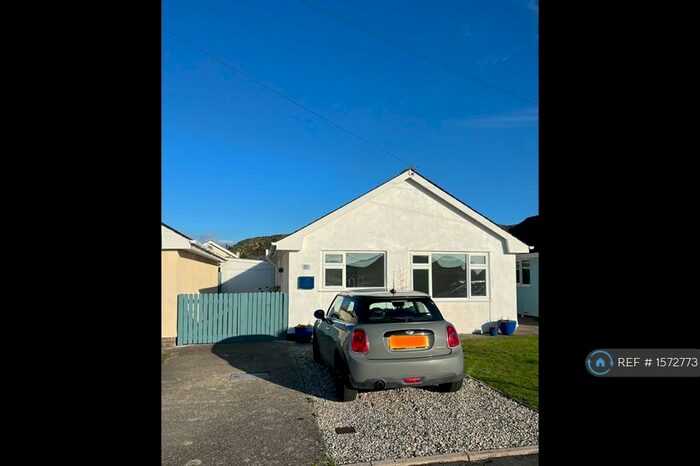 2 Bedroom Bungalow To Rent In Cefn Y Gader, Porthmadog, LL49