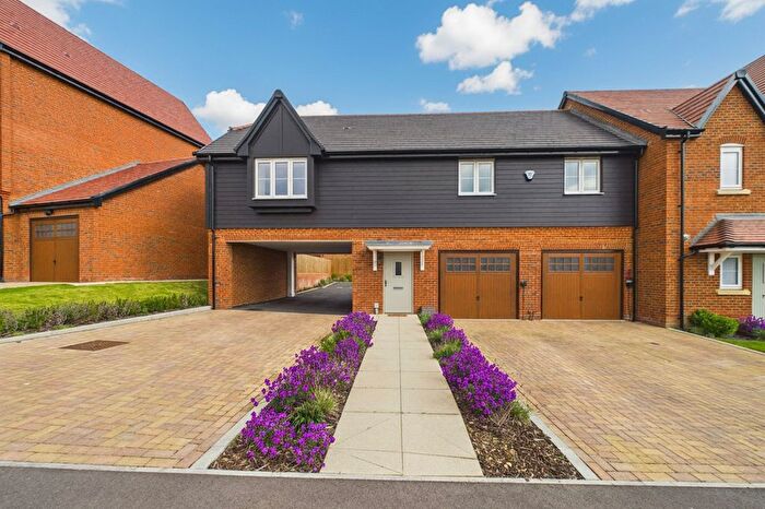 3 Bedroom Semi Detached House For Sale In Rosebay Crescent, Warfield, Berkshire, RG42