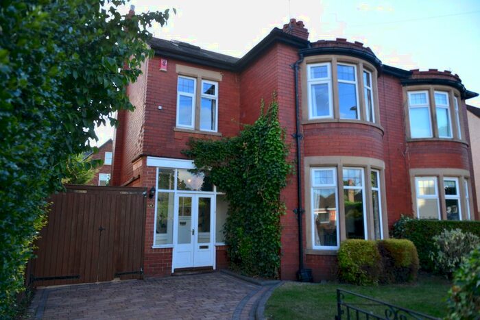 3 Bedroom House To Rent In Eastwood Drive, Derby, DE23