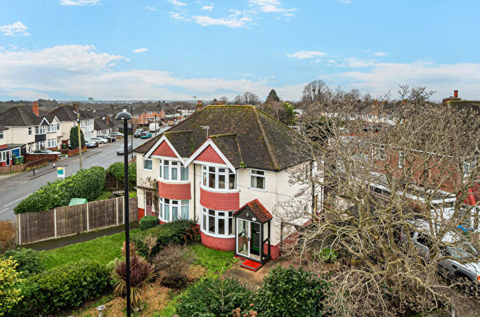 3 Bedroom Semi-Detached House For Sale In Gladstone Road, Southampton, Hampshire, SO19