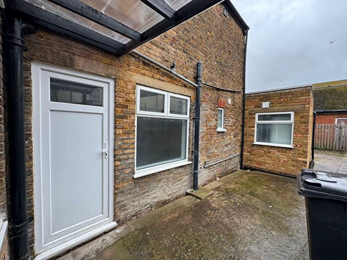 2 Bedroom Flat To Rent In Southall, UB1