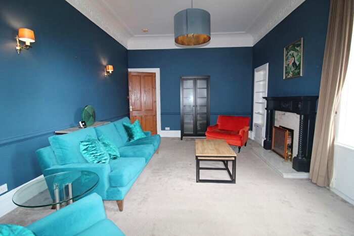 2 Bedroom Apartment To Rent In Staffa Street, Dennistoun, G31