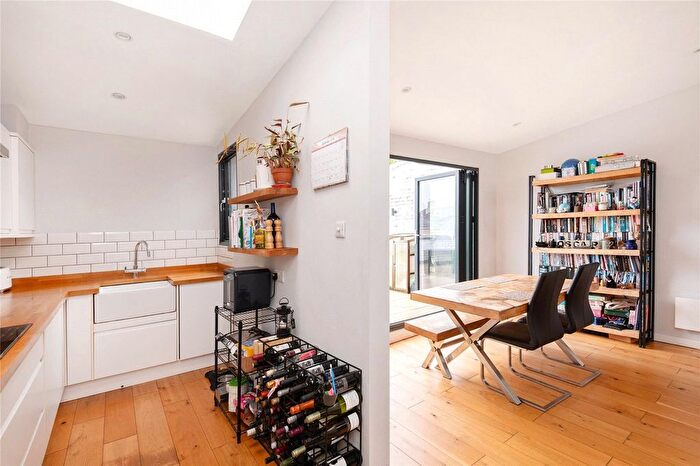 2 Bedroom Flat To Rent In Abbeville Road, Abbeville Village, SW4