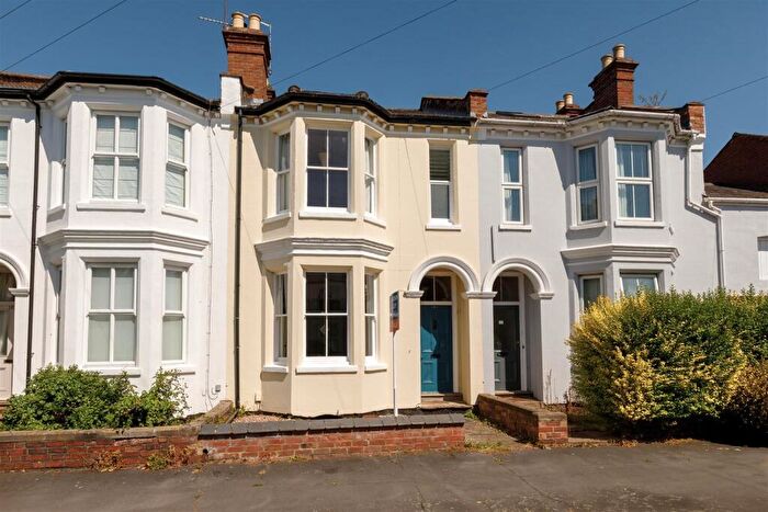 4 Bedroom Terraced House For Sale In Leam Terrace, Leamington Spa, CV31