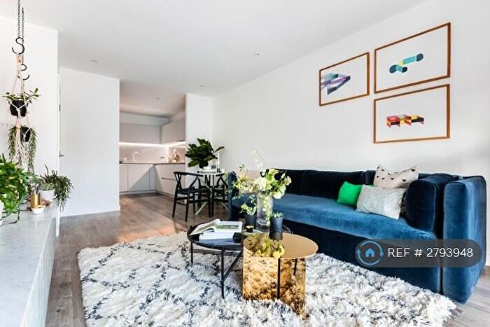 1 Bedroom Flat To Rent In Station Approach, London, SE26