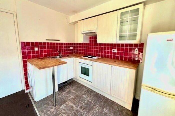 1 Bedroom Flat To Rent In Haronton Court, London, E10