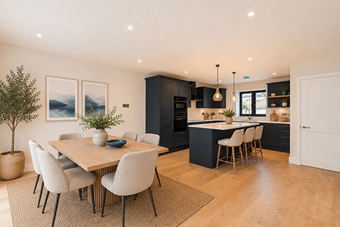 3 Bedroom Detached House For Sale In Standen Street, Iden Green, TN17