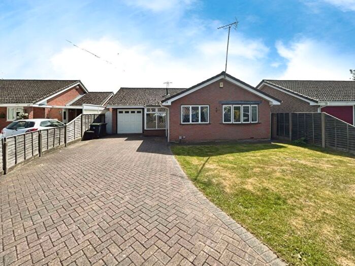 3 Bedroom Bungalow For Sale In Fairwood Road, Verwood, Dorset, BH31