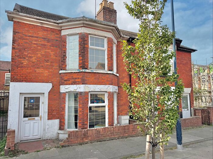 3 Bedroom Semi-Detached House For Sale In St. Peters Road, Great Yarmouth, NR30