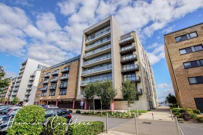 2 Bedroom Flat To Rent In Ferry Court, Cardiff CF11