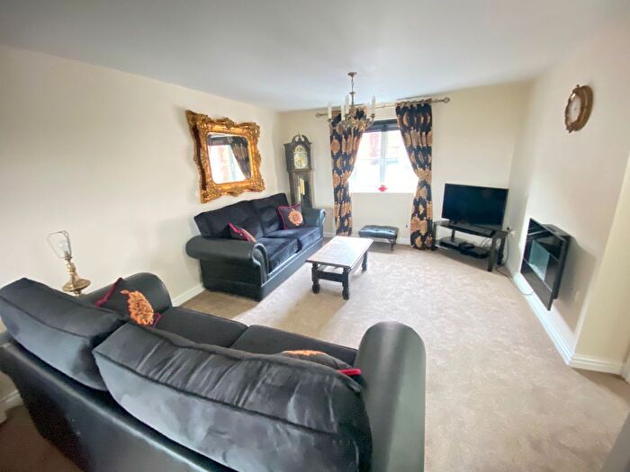 2 Bedroom Flat To Rent In Weavers Court, Preston New Road, Blackburn, BB2