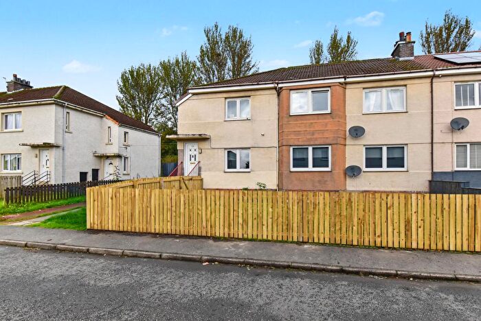 4 Bedroom Flat To Rent In Kelvin Way, Kilsyth, G65