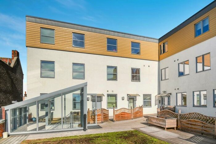 1 Bedroom Flat To Rent In Upper Wickham Lane Welling, DA16